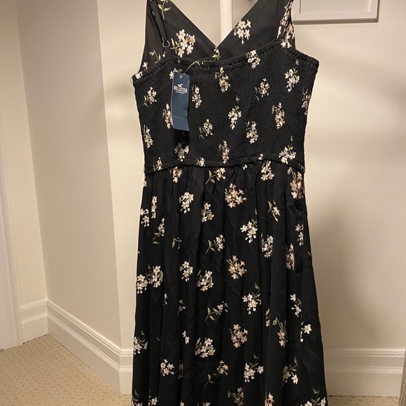 Hollister Dress - Picture 3 of 5